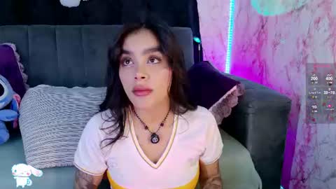 Snapshot of lauren_camila1 chatting on 06/24/26, 01:37 Lau online show from 06/24/26, 01:37