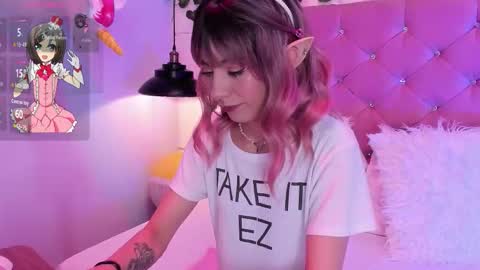 Snapshot of lauren_evans96 chatting on 10/18/25, 12:02 Lauren evans9 online show from 10/18/25, 12:02