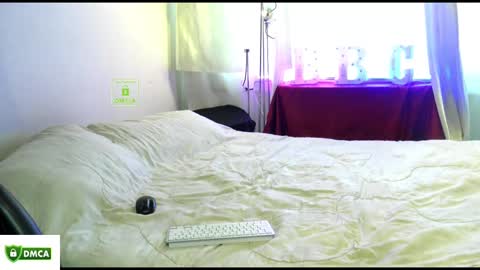 Snapshot of laurenabril chatting on 02/11/25, 06:01 Lauren Abril online show from 02/11/25, 06:01
