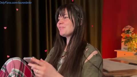 Snapshot of laurenbrite chatting on 03/31/26, 09:59 Lauren Brite online show from 03/31/26, 09:59
