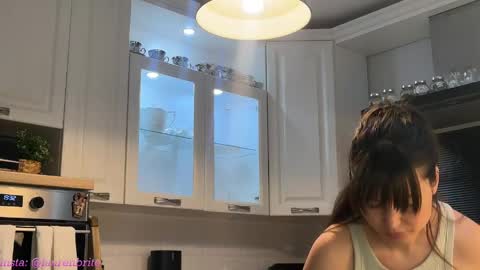 Snapshot of laurenbrite chatting on 04/03/26, 05:33 Lauren Brite online show from 04/03/26, 05:33