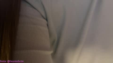 Snapshot of laurenbrite chatting on 04/25/26, 06:16 Lauren Brite online show from 04/25/26, 06:16