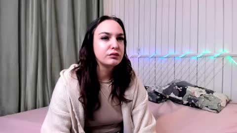 Victoria online show from 11/22/25, 12:48