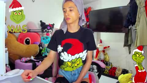 SF online show from 12/14/25, 04:34