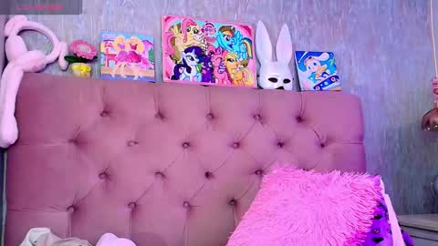 Laurene online show from 01/10/26, 03:30