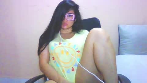 Snapshot of laurengirls1 chatting on 02/04/26, 01:28 onlyfan laureng7 - 7 laureng2 online show from 02/04/26, 01:28