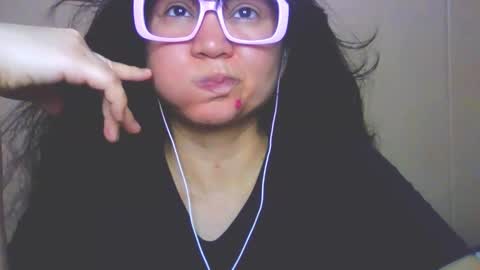 Snapshot of laurengirls1 chatting on 02/09/26, 05:17 onlyfan laureng7 - 7 laureng2 online show from 02/09/26, 05:17