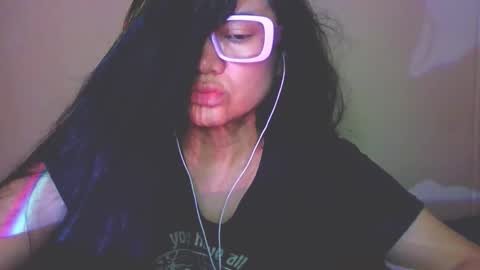 Snapshot of laurengirls1 chatting on 02/10/26, 09:02 onlyfan laureng7 - 7 laureng2 online show from 02/10/26, 09:02