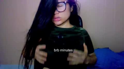 Snapshot of laurengirls1 chatting on 02/17/26, 05:41 onlyfan laureng7 - 7 laureng2 online show from 02/17/26, 05:41