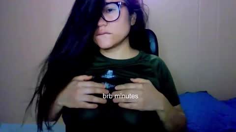 Snapshot of laurengirls1 chatting on 02/20/26, 06:26 onlyfan laureng7 - 7 laureng2 online show from 02/20/26, 06:26