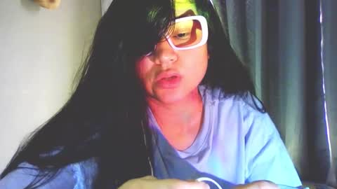 Snapshot of laurengirls1 chatting on 03/04/26, 02:45 onlyfan laureng7 - 7 laureng2 online show from 03/04/26, 02:45