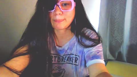 Snapshot of laurengirls1 chatting on 03/11/26, 05:52 onlyfan laureng7 - 7 laureng2 online show from 03/11/26, 05:52