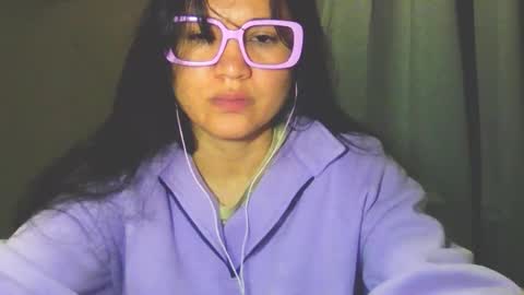 Snapshot of laurengirls1 chatting on 03/12/26, 11:38 onlyfan laureng7 - 7 laureng2 online show from 03/12/26, 11:38