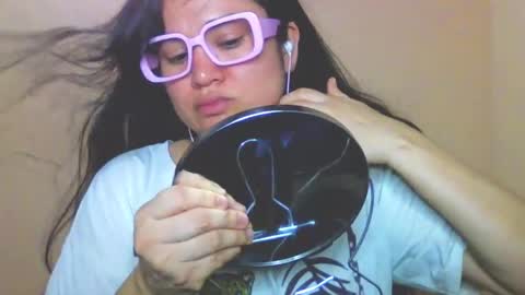 Snapshot of laurengirls1 chatting on 03/24/26, 03:55 onlyfan laureng7 - 7 laureng2 online show from 03/24/26, 03:55