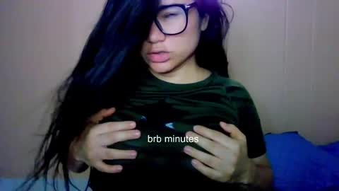 Snapshot of laurengirls1 chatting on 03/31/26, 01:55 onlyfan laureng7 - 7 laureng2 online show from 03/31/26, 01:55