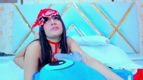 Snapshot of laurenhu chatting on 03/05/25, 06:23 Lauren Hu online show from 03/05/25, 06:23