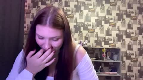 Hannah online show from 09/10/25, 04:07