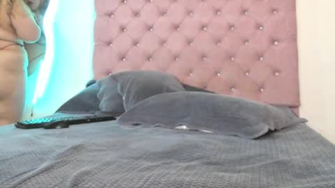 Snapshot of laurenlaine99 chatting on 09/20/25, 03:57 laurenlaine online show from 09/20/25, 03:57