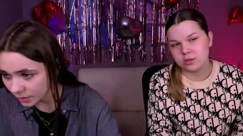 Snapshot of laurenmurrr chatting on 02/22/26, 10:25 Laure online show from 02/22/26, 10:25