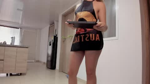 laurenn_111 online show from 06/04/26, 07:20