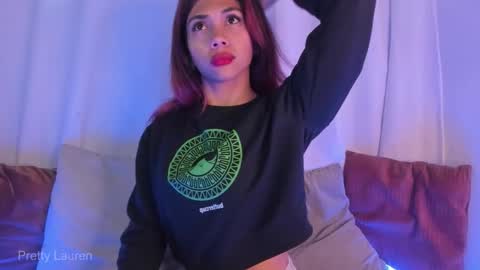 Snapshot of laurenn__1 chatting on 11/05/25, 03:01 Lauren online show from 11/05/25, 03:01