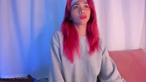 Snapshot of laurenn__1 chatting on 02/09/26, 03:54 Lauren online show from 02/09/26, 03:54