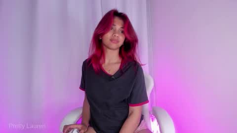 Snapshot of laurenn__1 chatting on 03/27/26, 05:24 Lauren online show from 03/27/26, 05:24