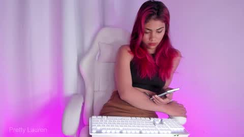 Snapshot of laurenn__1 chatting on 04/16/26, 02:34 Lauren online show from 04/16/26, 02:34