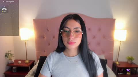 laurenn_smitth online show from 12/02/24, 12:29