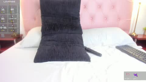 laurenn_smitth online show from 12/26/24, 03:31