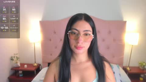laurenn_smitth online show from 02/11/25, 12:27