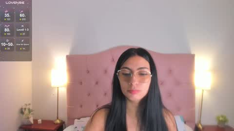 laurenn_smitth online show from 02/17/25, 12:38