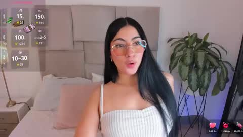 laurenn_smitth online show from 09/29/25, 12:54