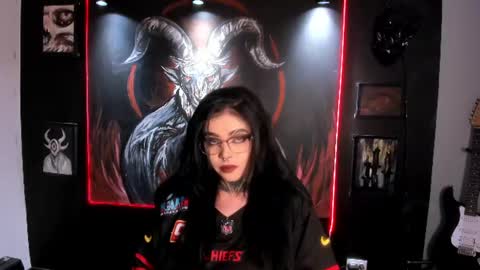 Snapshot of laurenrousexx chatting on 06/27/26, 02:38 LAUREN INDEPENDENT MODEL HELP ME REACH 100 LIKES PLS online show from 06/27/26, 02:38