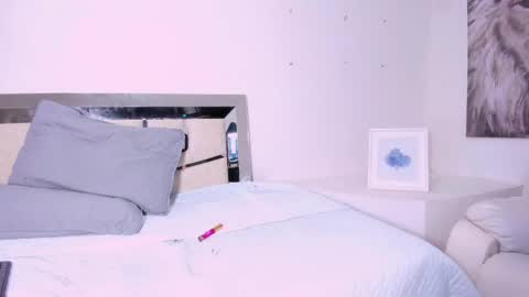 Lauren  online show from 03/01/25, 07:26