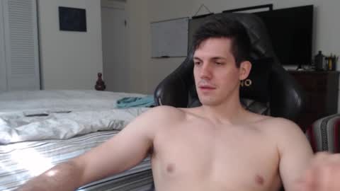 Snapshot of laurenssyx chatting on 10/22/25, 04:18 Lauren online show from 10/22/25, 04:18