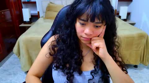 laurent online show from 12/04/25, 03:16