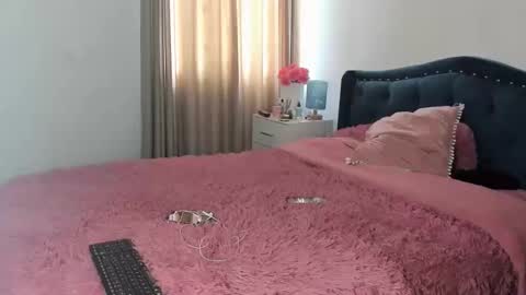 daniela angel     online show from 09/11/25, 01:55