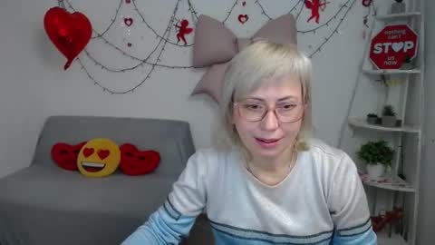 Snapshot of laurenwishy chatting on 02/10/26, 07:34 Lauren online show from 02/10/26, 07:34