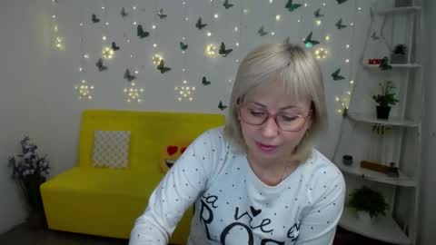 Snapshot of laurenwishy chatting on 03/02/26, 06:14 Lauren online show from 03/02/26, 06:14