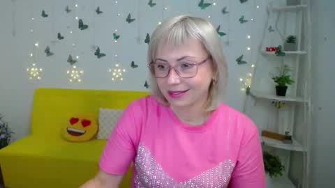 Snapshot of laurenwishy chatting on 03/14/26, 06:08 Lauren online show from 03/14/26, 06:08