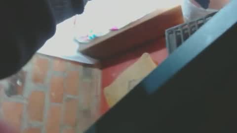 Snapshot of laurethm chatting on 01/25/25, 05:07 laurethm online show from 01/25/25, 05:07