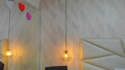 Laurent online show from 11/06/25, 11:11