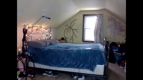 Lauren online show from 01/16/25, 08:36