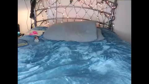 Lauren online show from 11/04/25, 11:15