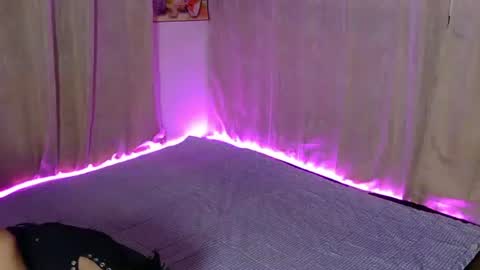 Snapshot of laurice_hooter69 chatting on 03/08/26, 02:04 Dallas Hooter Edmonson online show from 03/08/26, 02:04