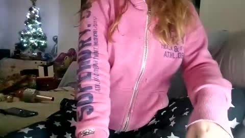 Snapshot of lauriehotxxx chatting on 12/11/24, 05:15 lauriehotxxx online show from 12/11/24, 05:15