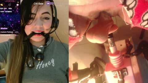 lauriss_ online show from 12/18/24, 09:25