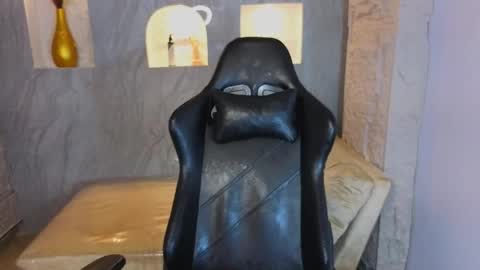 Snapshot of laurita_b chatting on 02/03/26, 06:51 Laurita online show from 02/03/26, 06:51