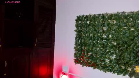  LaurynJeffers  online show from 03/23/26, 07:51